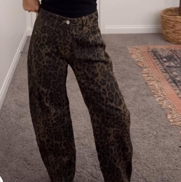 Women’s Happy Trails Printed Mid Rise Barrel Jeans various READ REVIEW - Picture 6 of 15